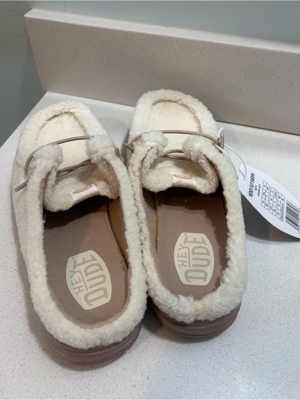 Hey Dude Wendy Slip Sherpa Shoe Egret Size 7 Wide - Picture 5 of 6